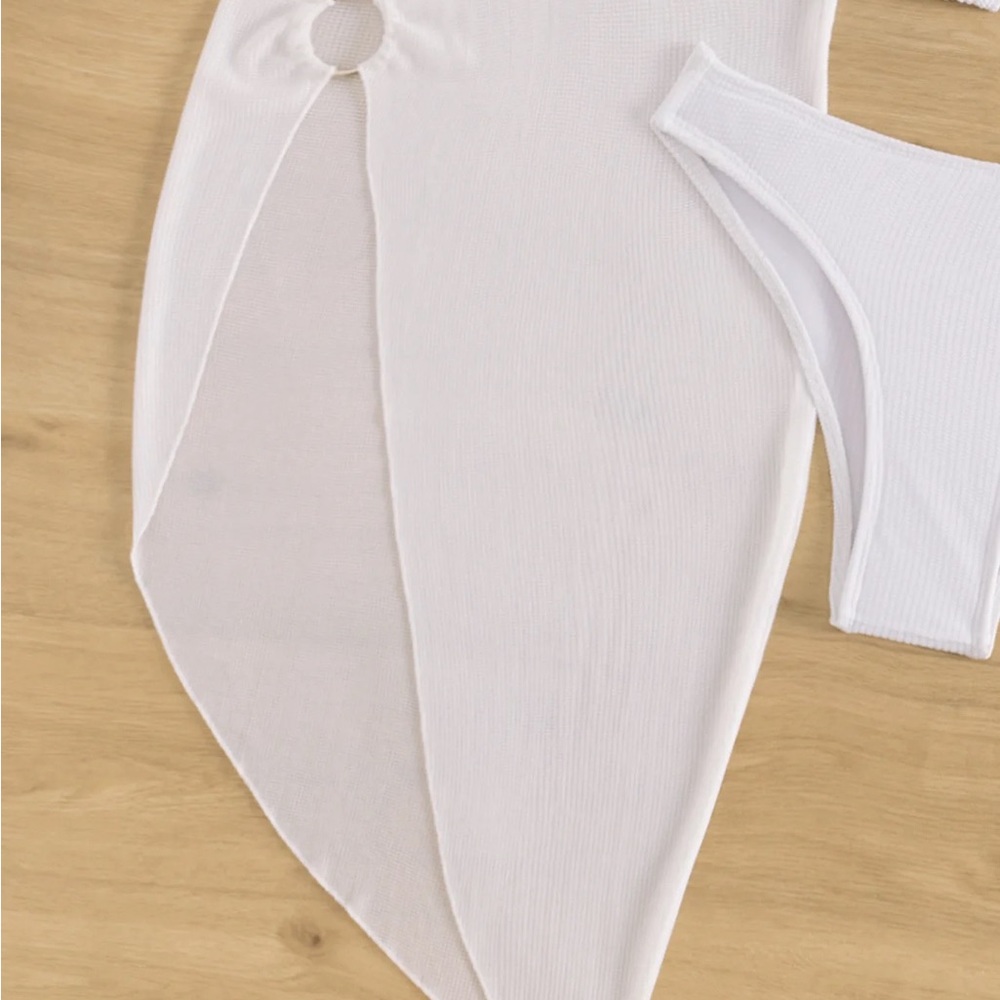 white - Picture 5 of 6